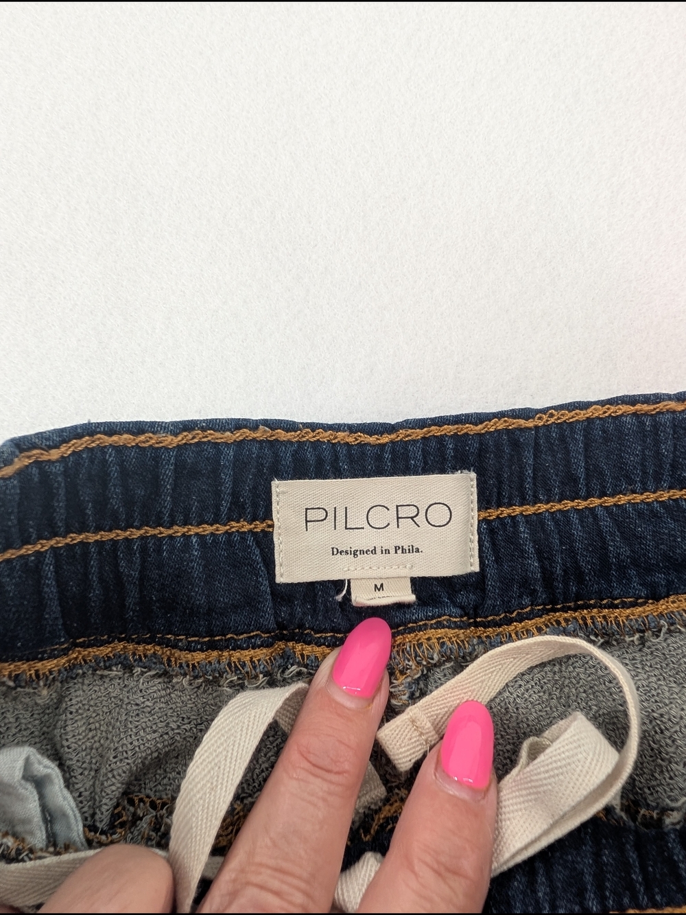 Pilcro Izzie Relaxed Pull-On Barrel Jeans by Anthropologie - Picture 4 of 5